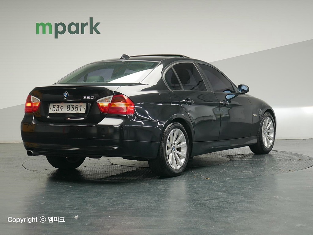 2007 BMW 3 Series (5Gen) 320i