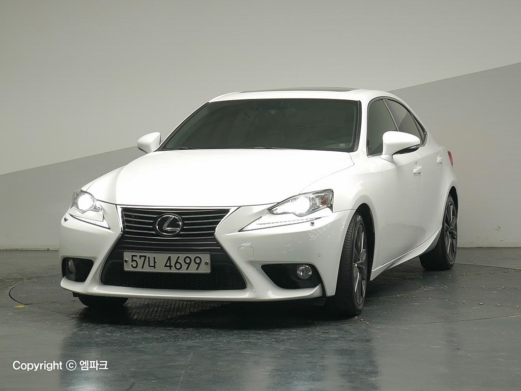 2014 LEXUS IS 250 Supreme