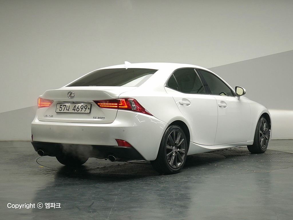 2014 LEXUS IS 250 Supreme