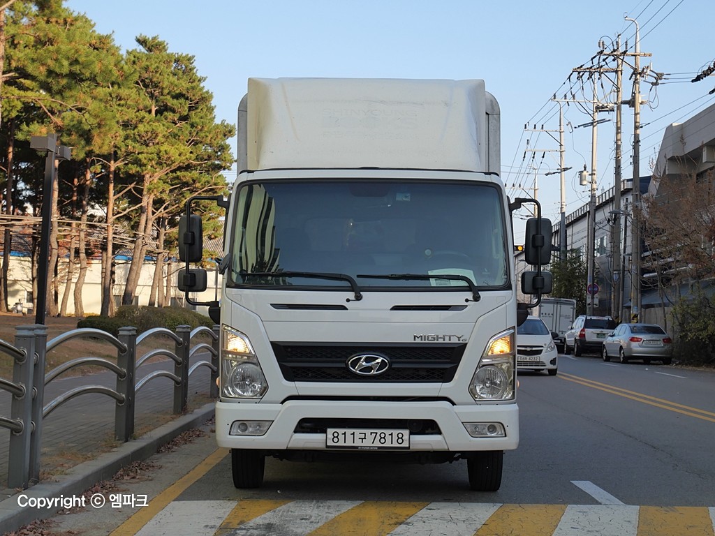 2015 HYUNDAI All New MIGHTY Wingbody 2.5 ton