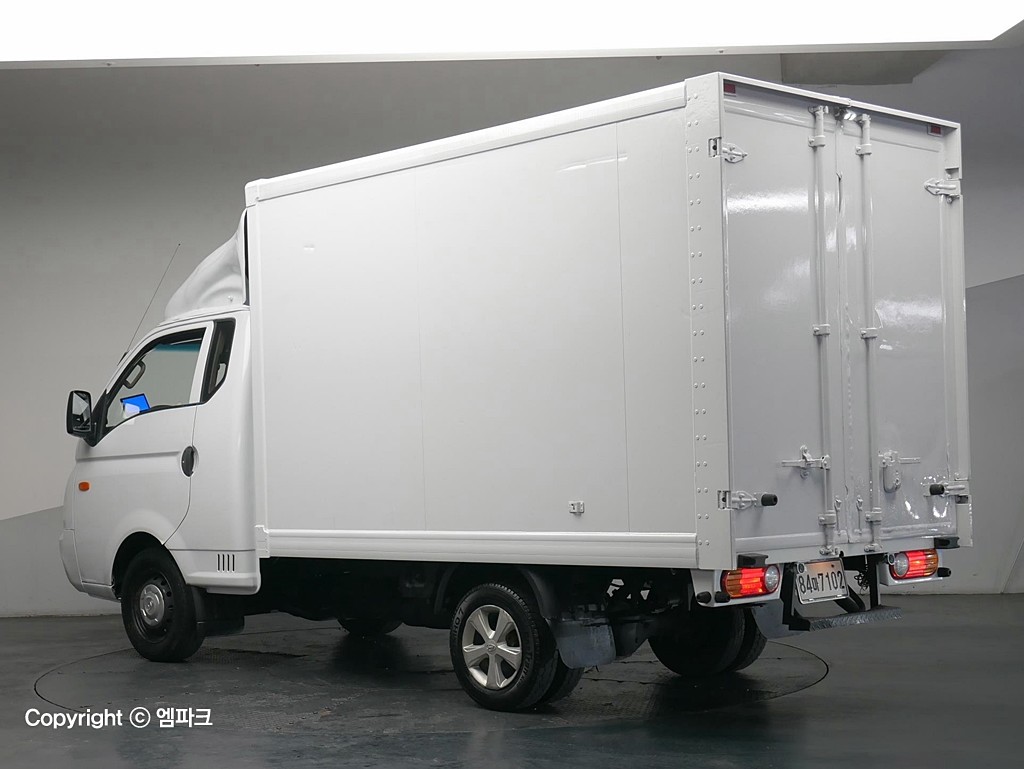 2012 HYUNDAI PORTER II 