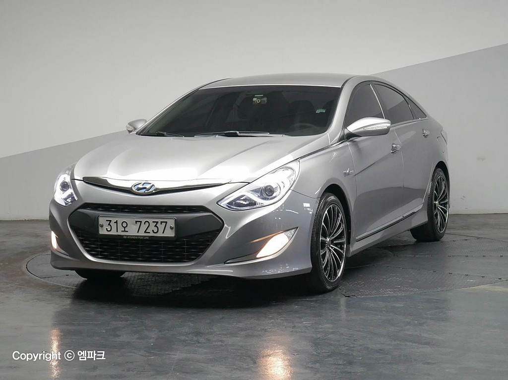2012 HYUNDAI YF SONATA HYBRID Royal