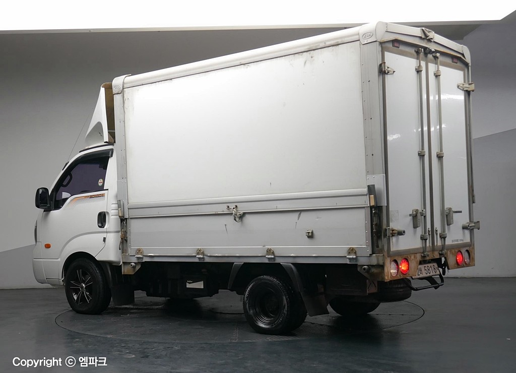 2014 KIA BONGO 3 Wingbody 1 ton