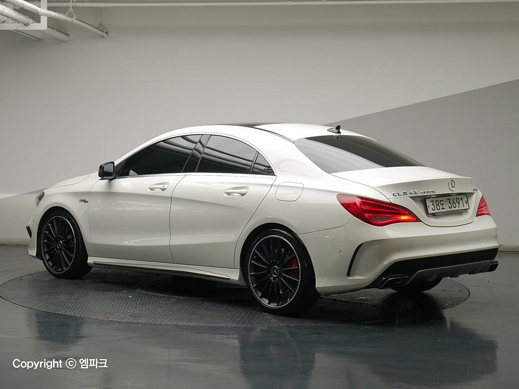 2015 BENZ CLA CLASS (1Gen) 
