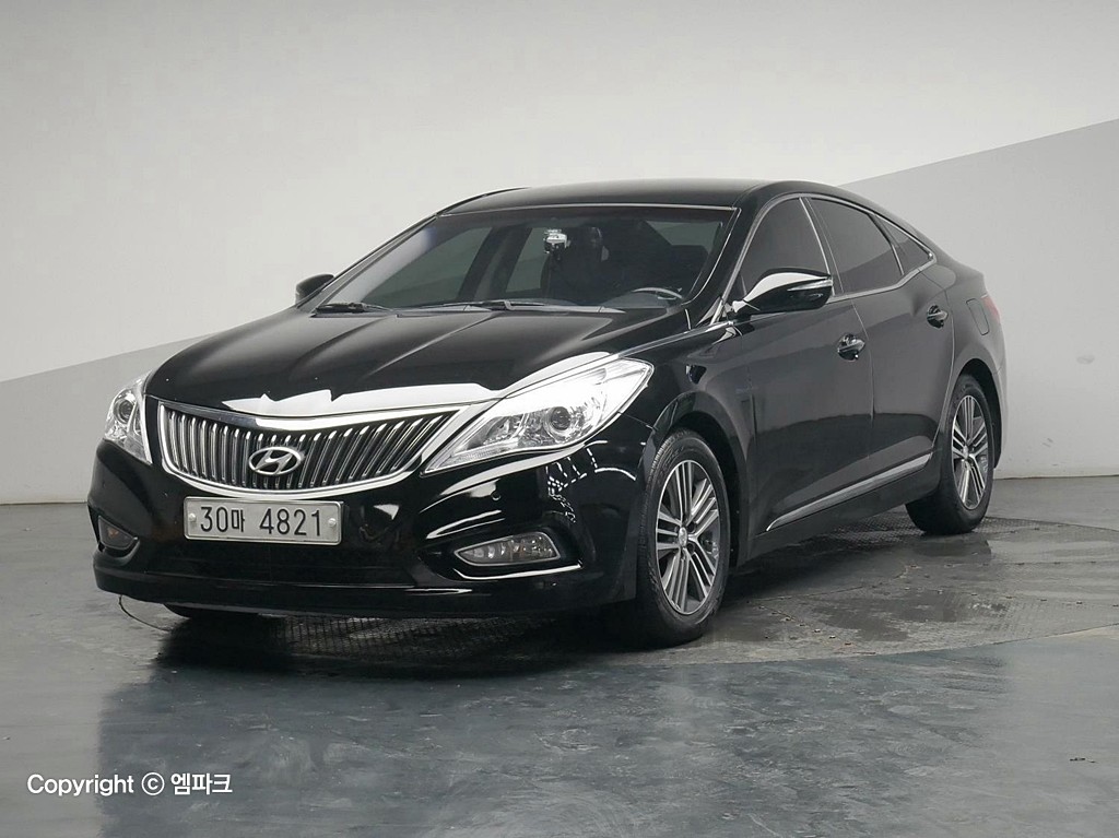 2014 HYUNDAI GRANDEUR HG HG 240 Modern