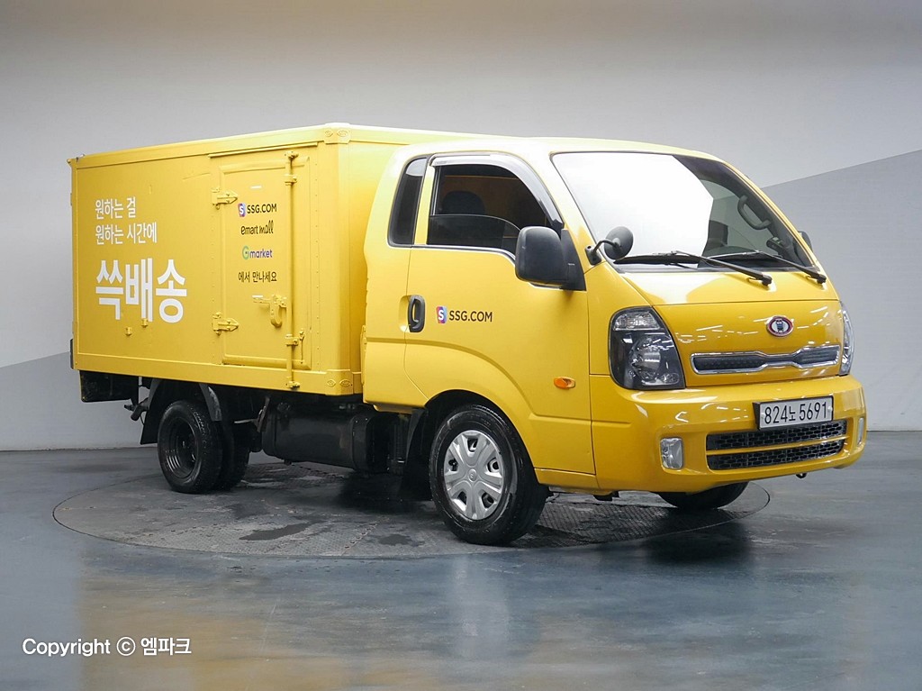 2017 KIA BONGO 3 Frozen tower 1 ton king cap low