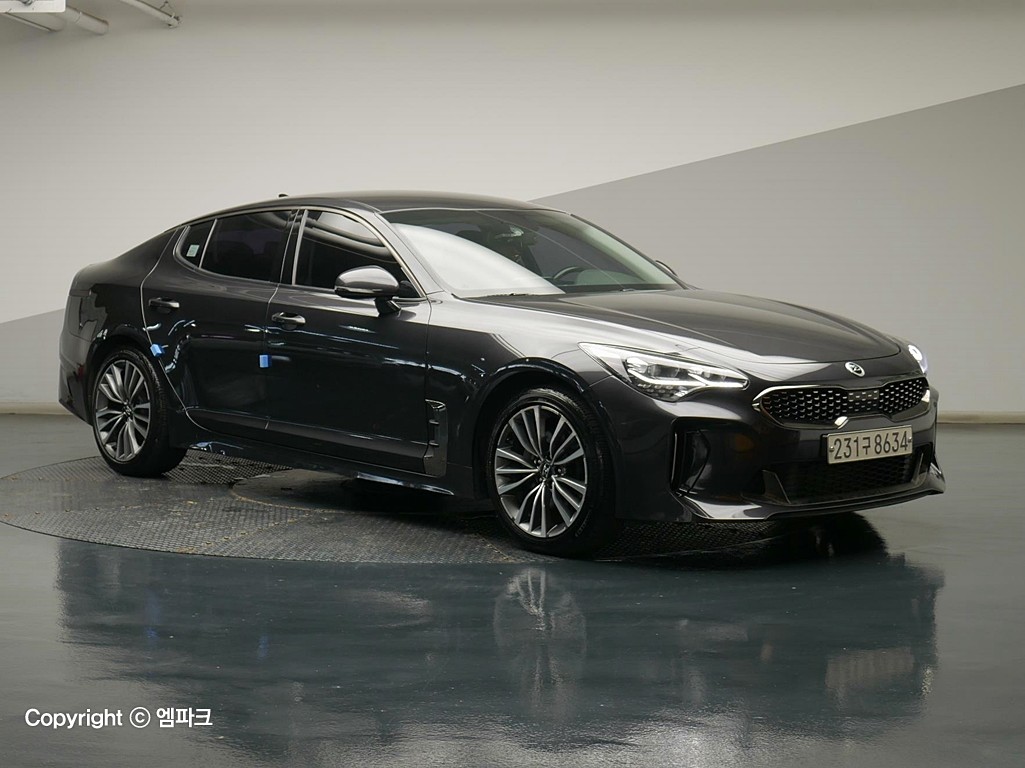 2018 KIA STINGER 2.0 turbo Prime