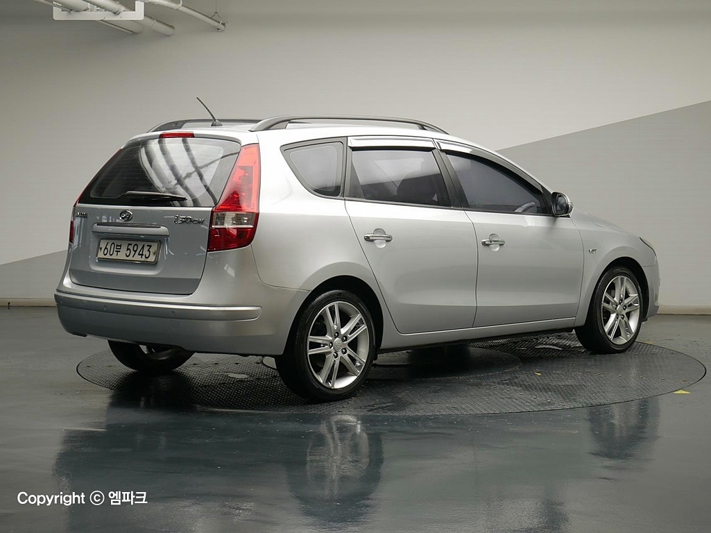 2010 HYUNDAI i30cw 