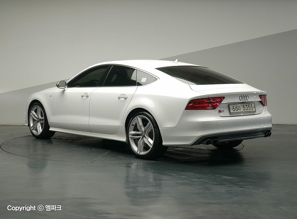 2013 AUDI S7 (1Gen) 
