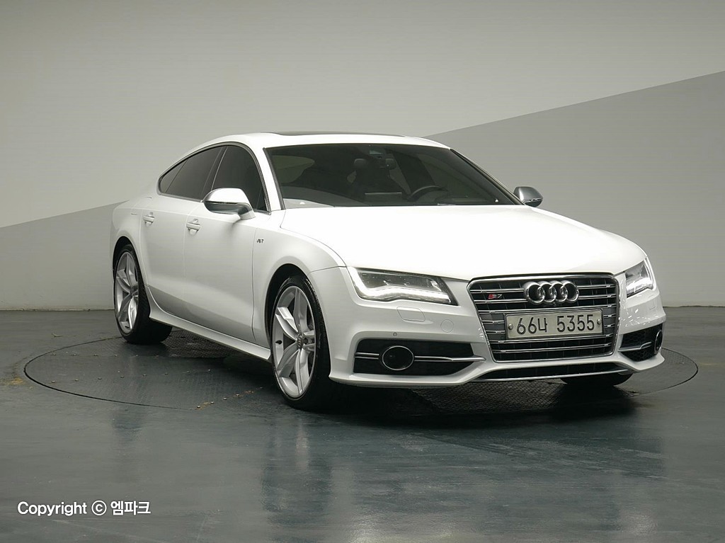 2013 AUDI S7 (1Gen) 