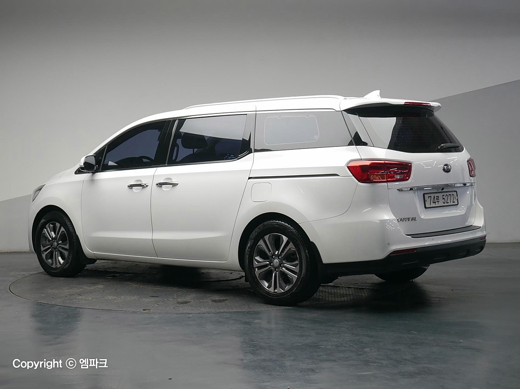 2019 KIA THE NEW CARNIVAL 