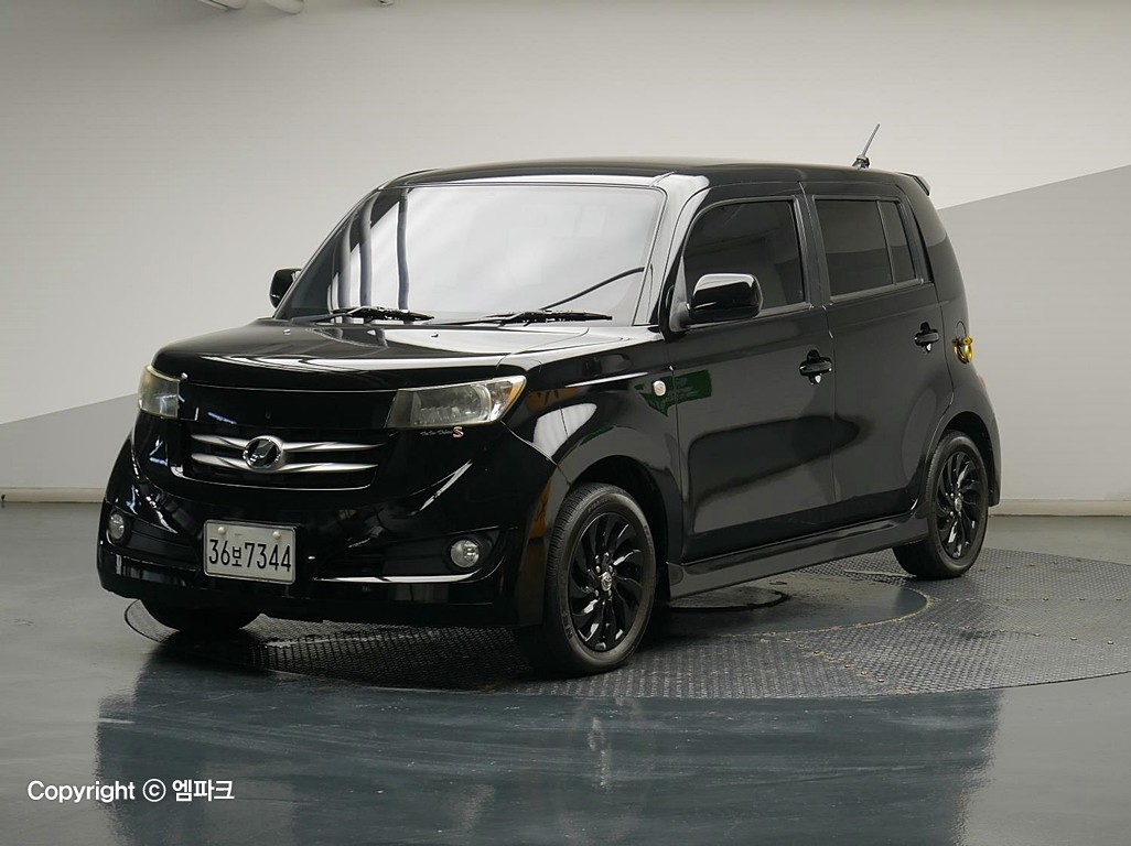 2006 TOYOTA bB 1.3 2WD