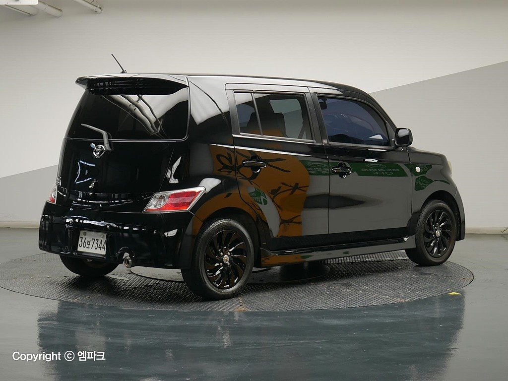 2006 TOYOTA bB 1.3 2WD