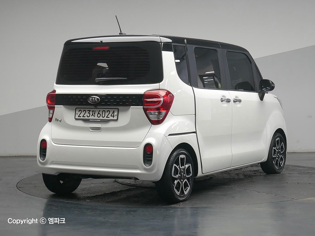 2018 KIA THE NEW RAY 1.0 gasoline Prestige