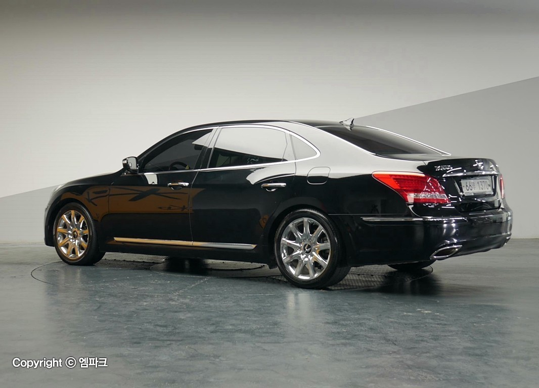 2010 HYUNDAI EQUUS (NEW) Vs380 Prestige