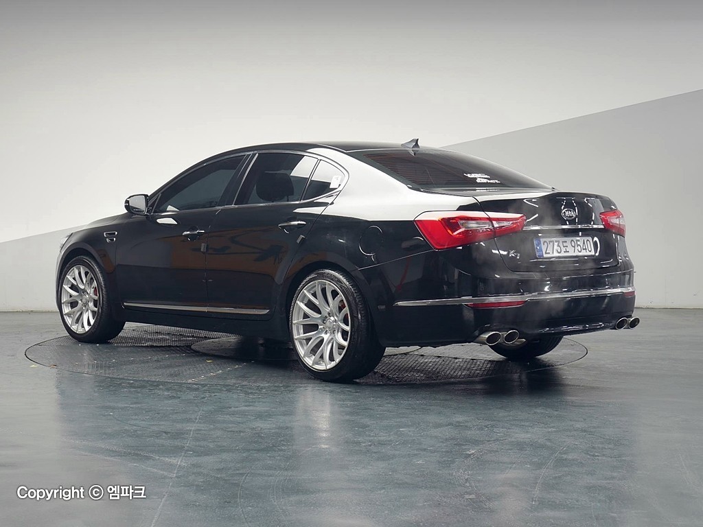 2013 KIA THE NEW K7 LPI Rent -a -car luxury