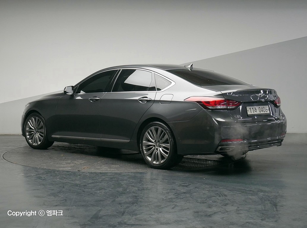 2017 GENESIS G80 3.3 GDI AWD Premium luxury