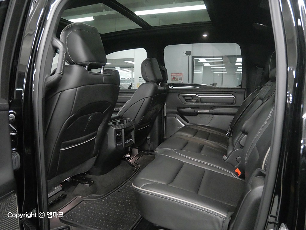 2020 DODGE PICKUP 5.7