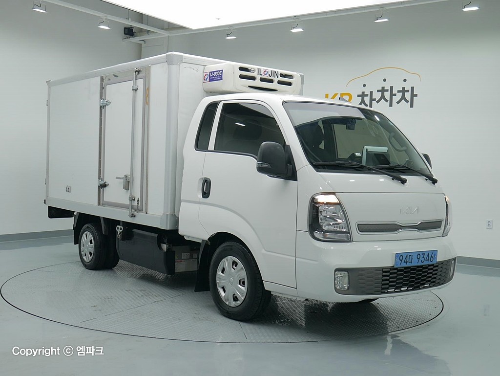 2022 KIA BONGO 3 EV Frozen tower Standard