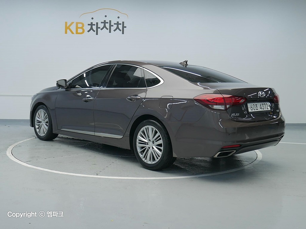 2015 HYUNDAI ASLAN G300 Modern