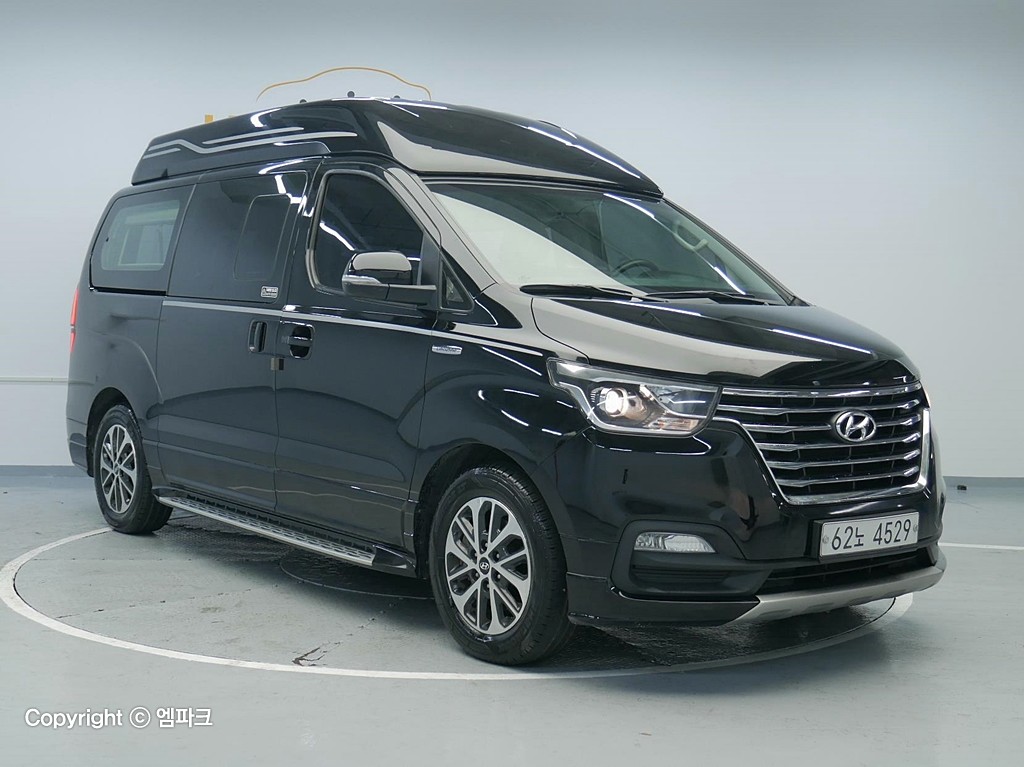 2019 HYUNDAI THE NEW GRAND STAREX limousine 9 -seater Exclusive
