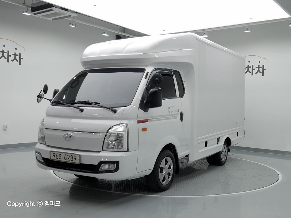 2021 HYUNDAI PORTER II City