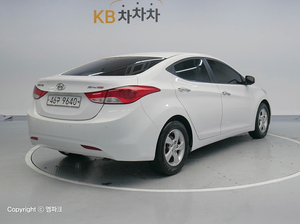 2011 HYUNDAI AVANTE MD M16 GDI luxury