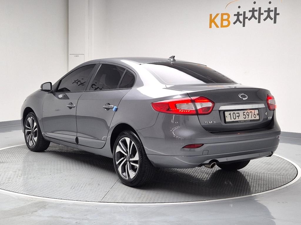 2019 RENAULT KOREA SM3 NEO Se