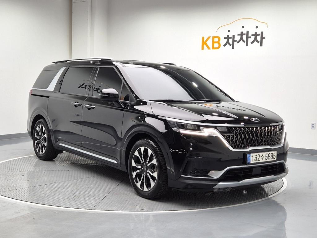 2021 KIA CARNIVAL (KA4) Limousine 7 -seater gasoline nobless