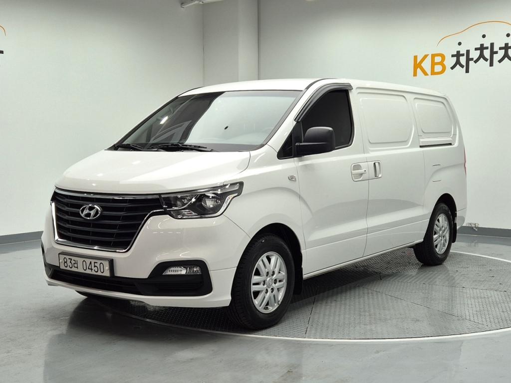 2020 HYUNDAI THE NEW GRAND STAREX 3 -seater diesel van smart