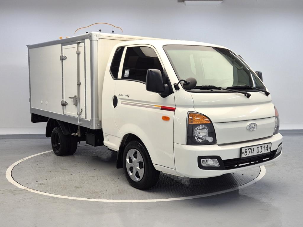 2018 HYUNDAI PORTER II Built -in Low