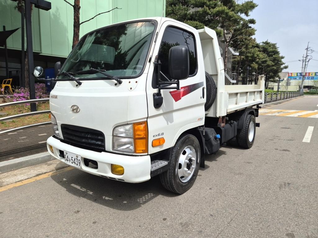 2021 HYUNDAI MIGHTY dump