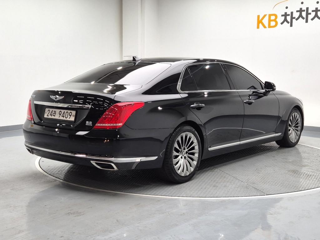 2017 GENESIS EQ900 3.8 GDI AWD Premium luxury