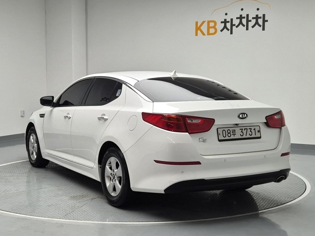 2014 KIA THE NEW K5 LPI Rental Car Deluxe