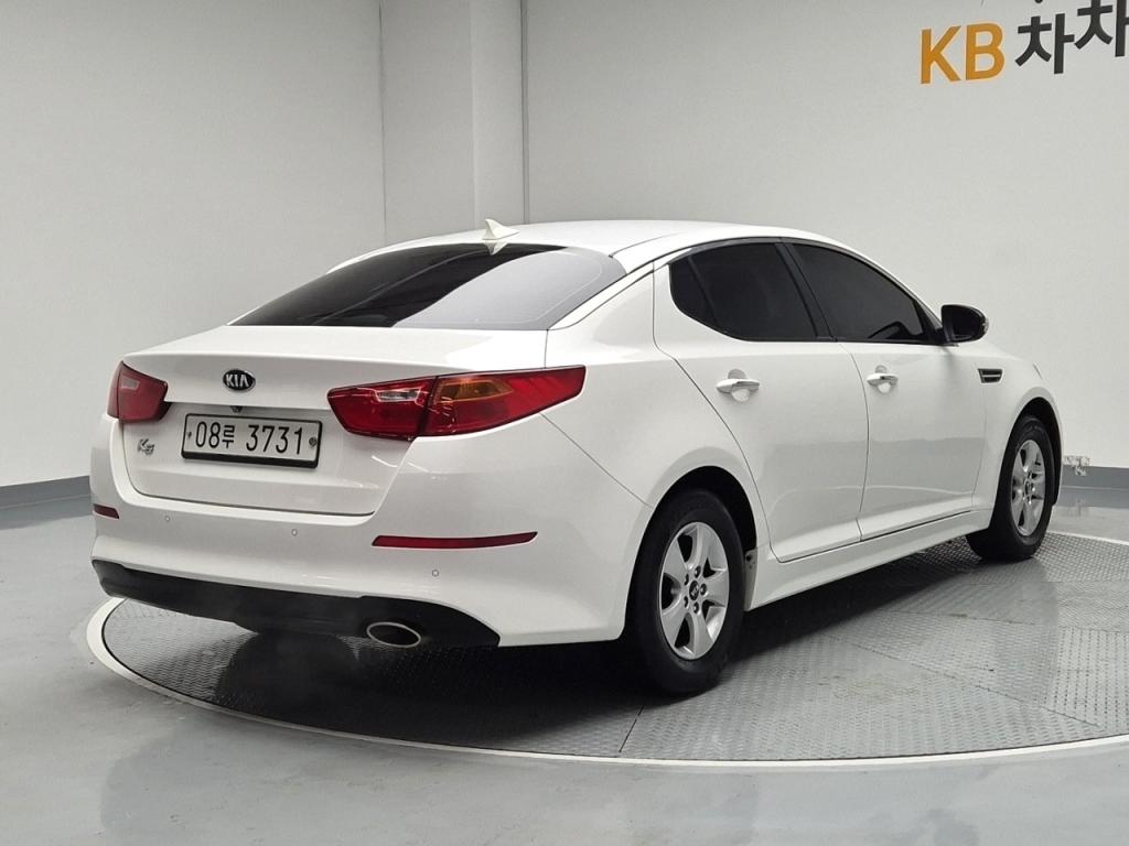 2014 KIA THE NEW K5 LPI Rental Car Deluxe