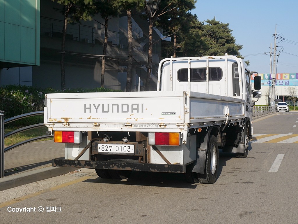 2017 HYUNDAI All New MIGHTY 2.5 ton General Cap Jang axis