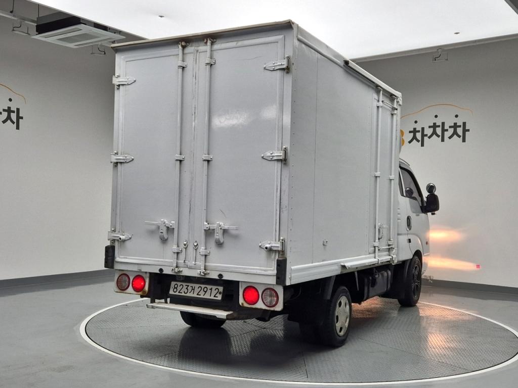 2016 KIA BONGO 3 Built -in 1 ton king cap