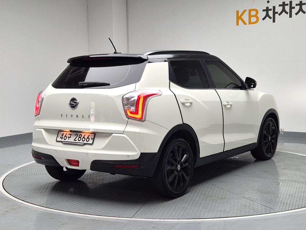 2015 SSANGYONG TIVOLI Gasoline 2WD LX's highest level