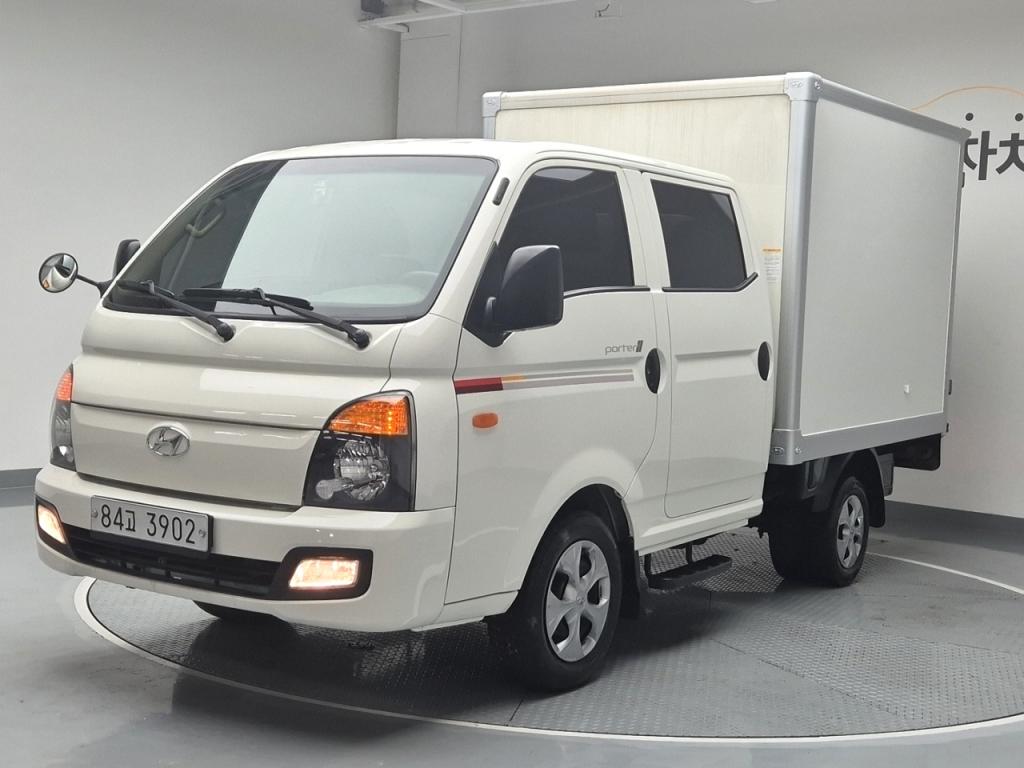 2018 HYUNDAI PORTER II Built -in Double cap