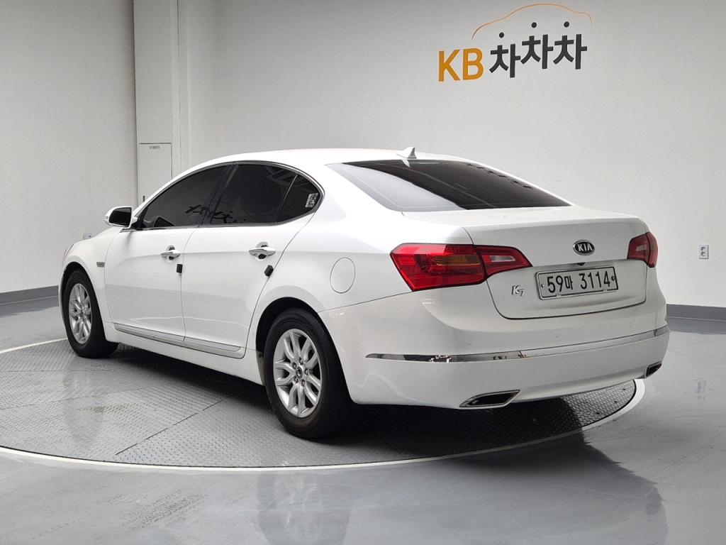 2010 KIA K7 LPI Rental Car Prestige Premium