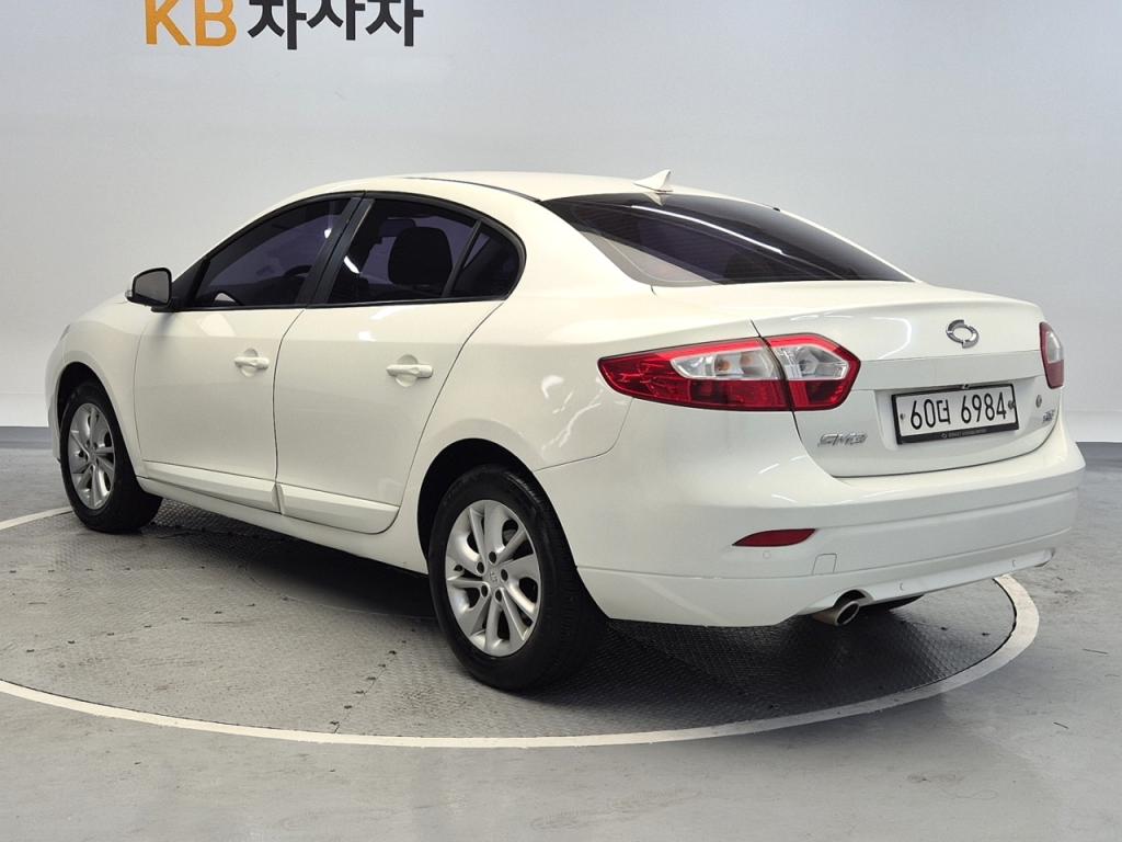 2015 RENAULT KOREA SM3 NEO Se