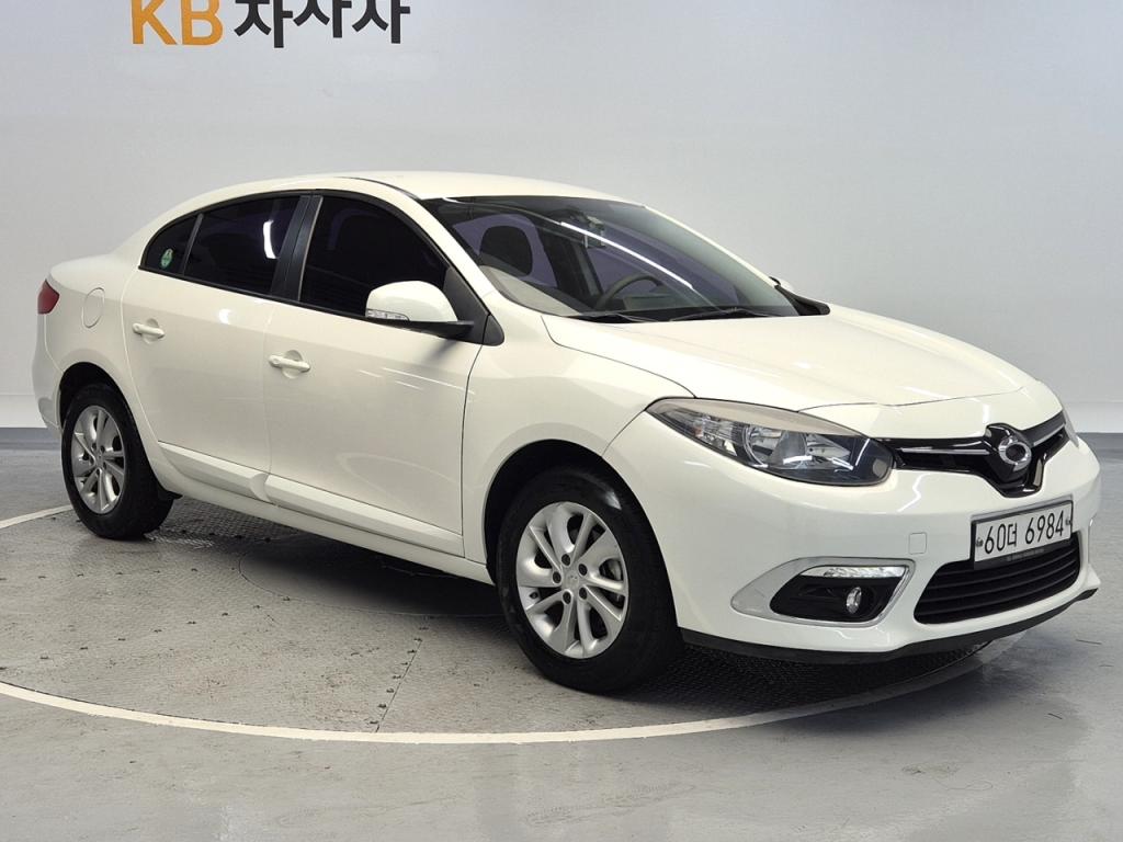 2015 RENAULT KOREA SM3 NEO Se