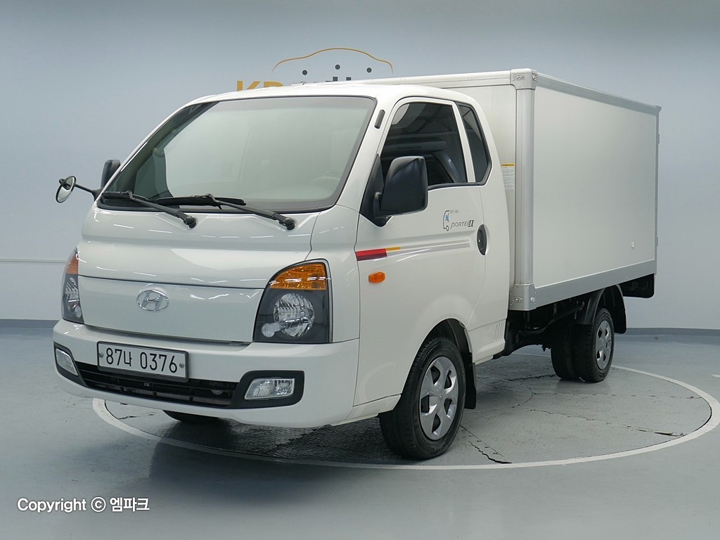 2018 HYUNDAI PORTER II Built -in Low