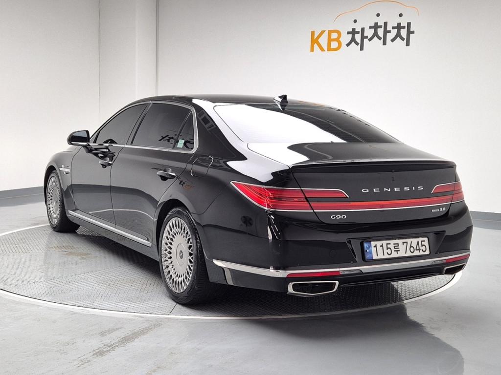 2019 GENESIS G90 3.8 AWD Premium luxury