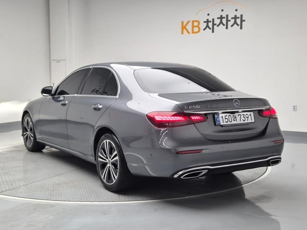 2021 BENZ E CLASS (5Gen) E250 Avant -garde