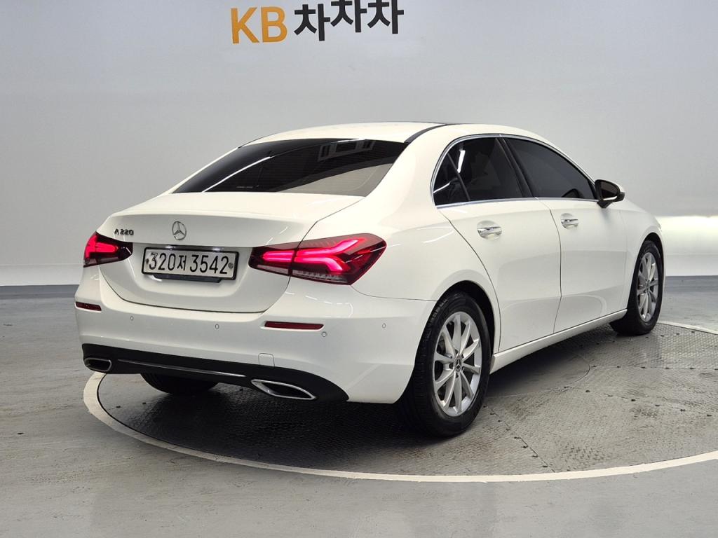2020 BENZ A CLASS (4Gen) A220 sedan