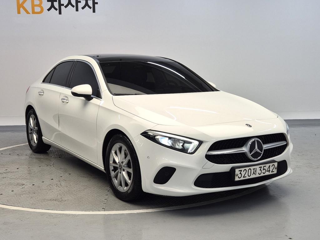 2020 BENZ A CLASS (4Gen) A220 sedan