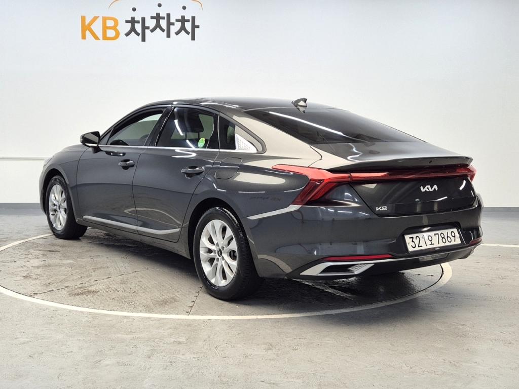 2023 KIA K8 3.5 LPI Rental Car Trendy