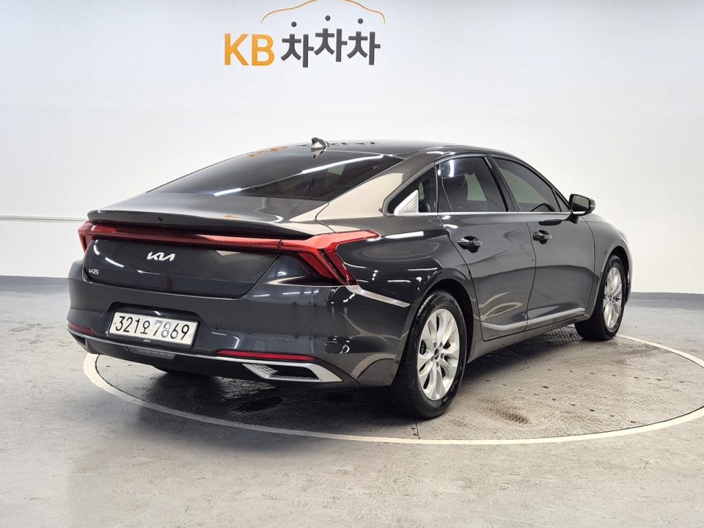 2023 KIA K8 3.5 LPI Rental Car Trendy