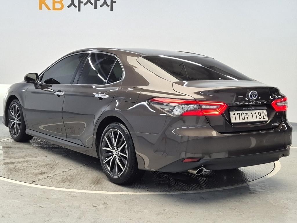2022 TOYOTA CAMRY 